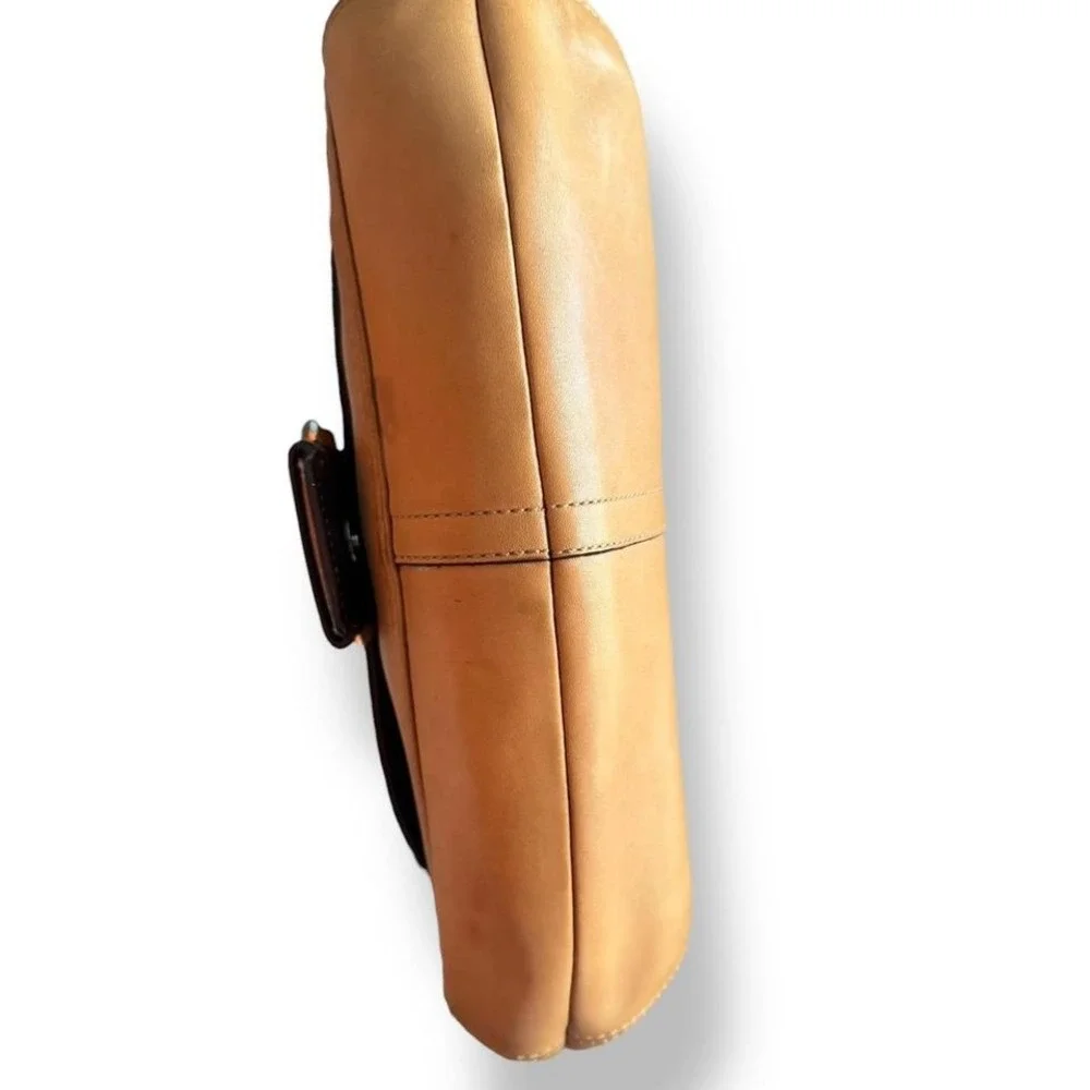 Y2k Coach Soho Tan Leather Buckle Shoulder Bag Glam 2010‎